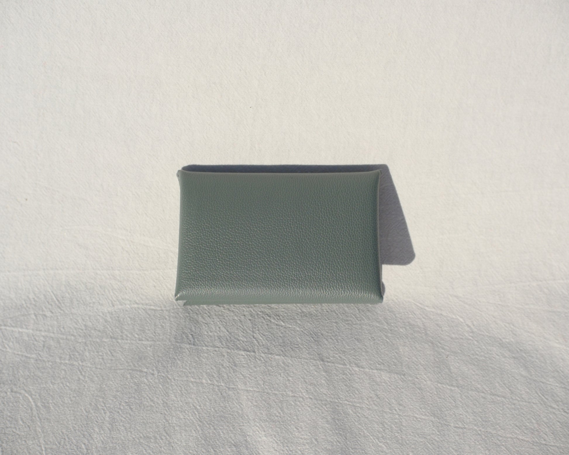 Supple Biz Card Holder - Gray