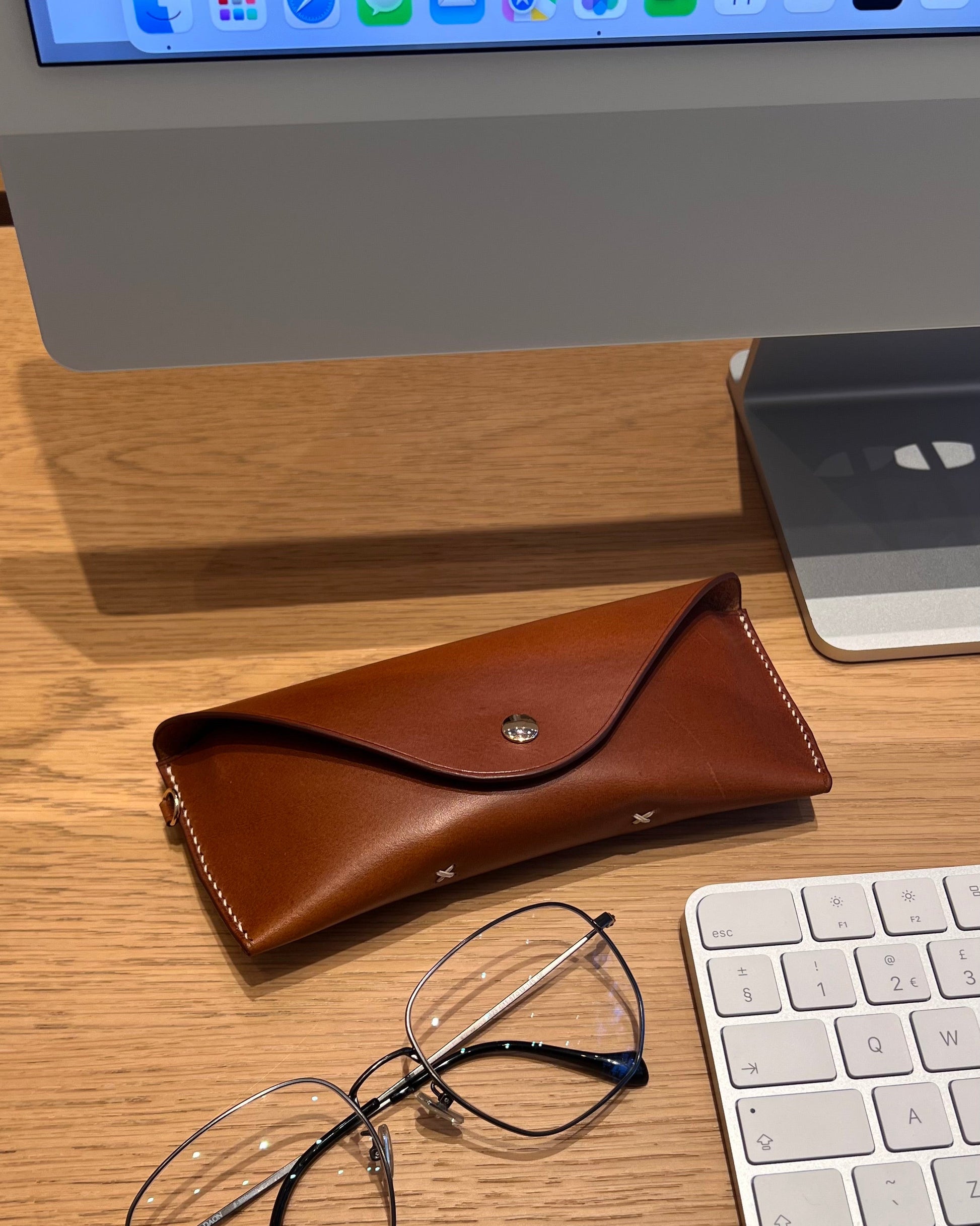 Snap Pocket Eyeware Case - Cognac