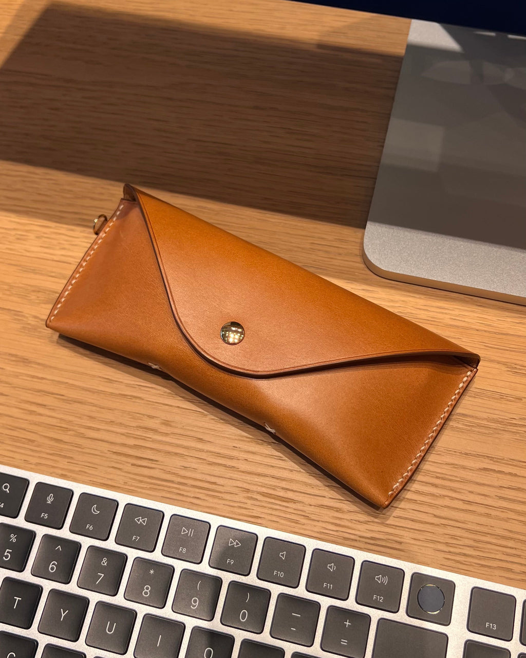 Snap Pocket Eyeware Case - Camel