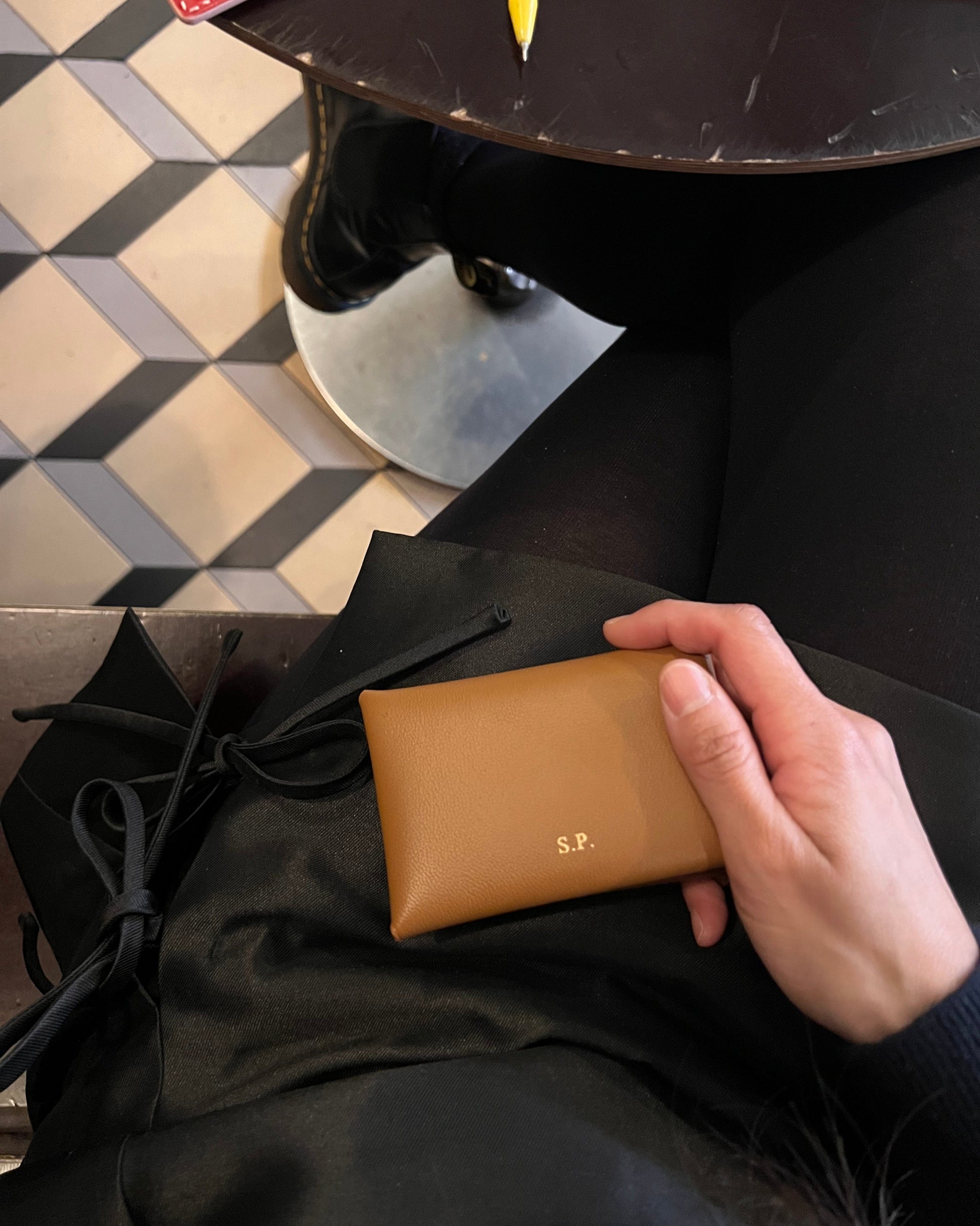 Supple Biz Card Holder - Gold