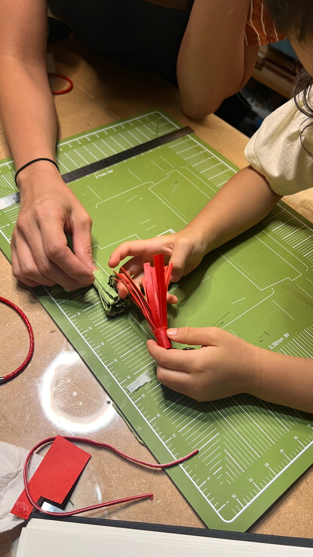 Mini Workshop - Leatehr Tassel Charm